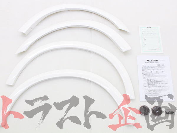 NISMO フェンダーカバーセット 1台分 スカイライン GT-R BNR34 #660101131