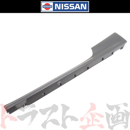 サイドステップ 左側 スカイライン GT-R BCNR33 2ドア 【製造廃止品】 #663101821