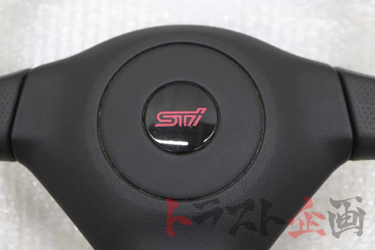 【中古】 純正 STI ステアリング インプレッサ F型 WRX STI GDB トラスト企画 U 1100968212